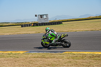 anglesey-no-limits-trackday;anglesey-photographs;anglesey-trackday-photographs;enduro-digital-images;event-digital-images;eventdigitalimages;no-limits-trackdays;peter-wileman-photography;racing-digital-images;trac-mon;trackday-digital-images;trackday-photos;ty-croes
